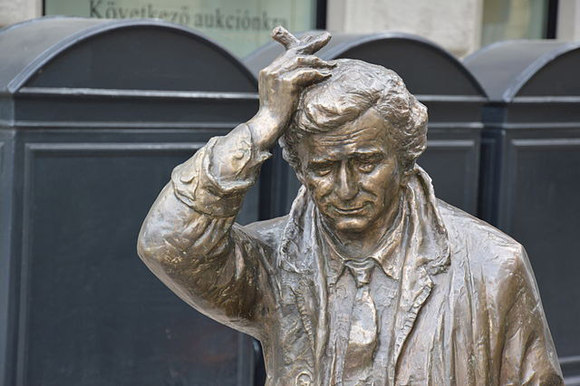 Columbo statue